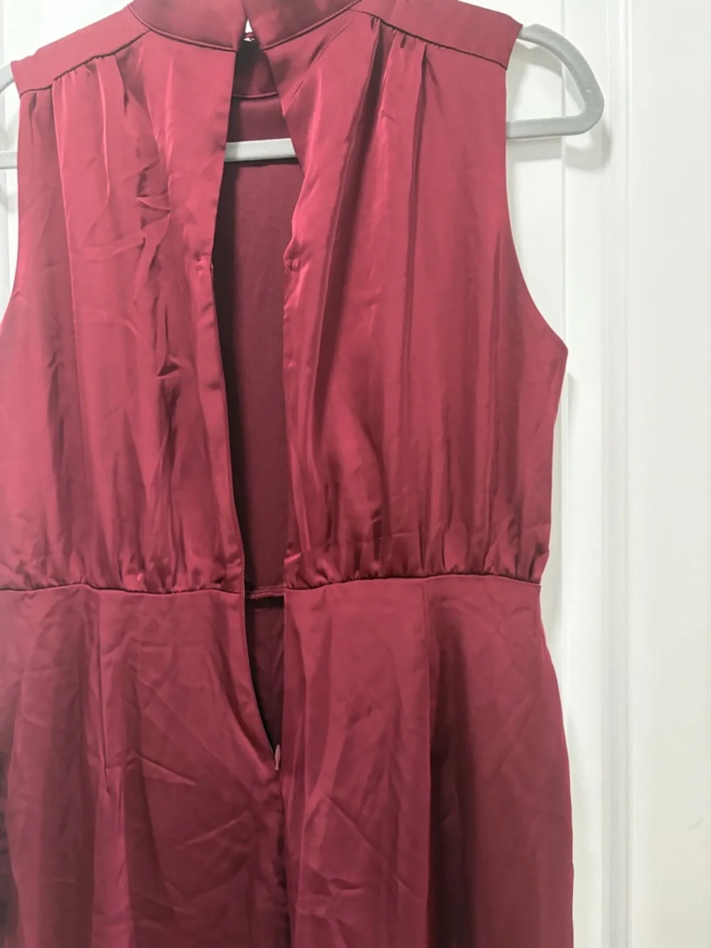 Lulus Classic Elegance NWT Medium Wine Red Satin Sleeveless Mock Neck Jumpsuit - Picture 8 of 15